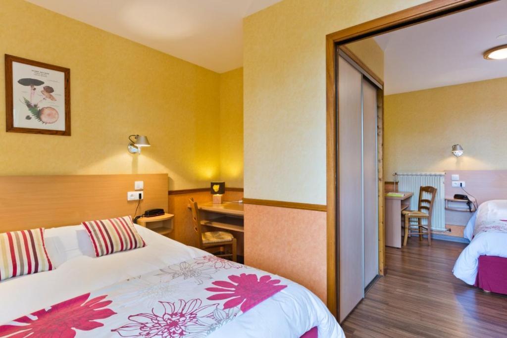 Hotel La Clairiere Chambon-sur-Dolore Eksteriør billede